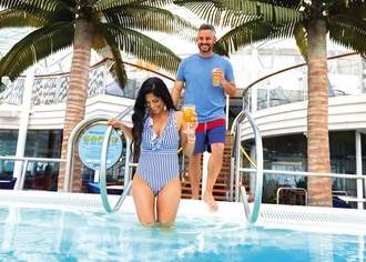 RCI Allure of the Seas Solarium A.Hendel.jpg